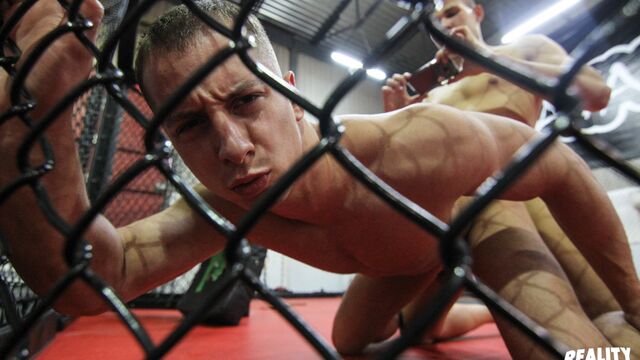 Reality Dudes - Joe Mentana and Jordan Fox fuck in an octagon