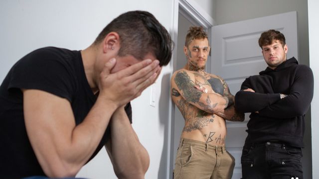 Bromo - Cuckold anal with bull Bo Sinn and slutty Andrew Green