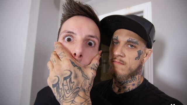 Bromo - Tattooed Bo Sinn fucks horny twink Eddie Rabbit