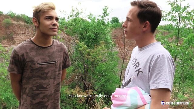 Bigstr - Bleached twink cums during outdoor anal