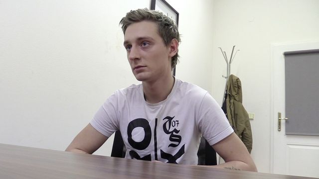 Bigstr - Green-haired twink gets fucked in the ass