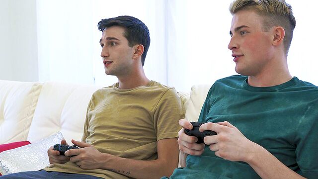 Family Dick - Step taboo fucking with Kai Masters, Braden Taylor, Jesse Zeppelin