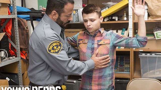 Young Perps - Truly brutal anal with Vinnie Stefano and Austin Xanders