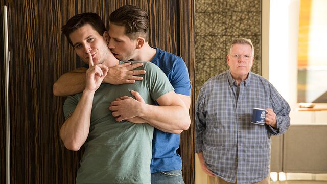 Nextdoor Raw - Horny Roman Todd fucks Allen Lucas in a dominant way