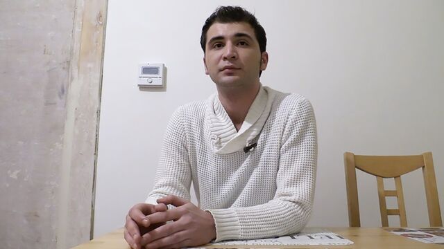 Bigstr - Dude in debt has to sell off his big butt