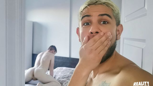 Reality Dudes - Stepbrother sex scene with Thyle Knoxx and Alex Montenegro