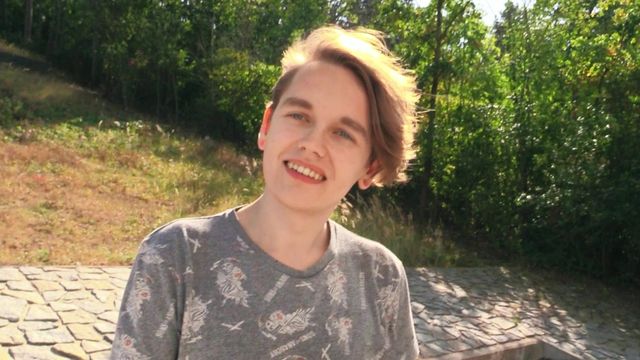 Bigstr - Stiff cock twink boy gets fucked hard while outdoors