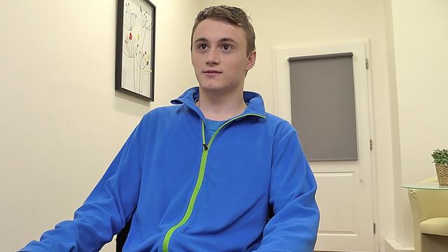 Bigstr - Fresh-faced amateur endures a hardcore anal casting