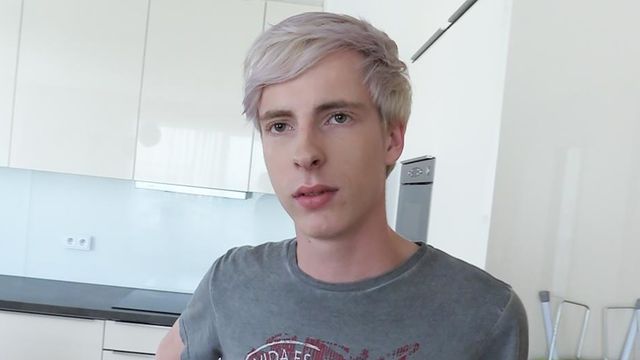 Bigstr - Bleached and scrawny hottie gets fucked in the ass