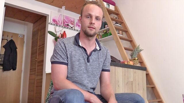 Bigstr - Bubble booty hottie getting fucked real deep