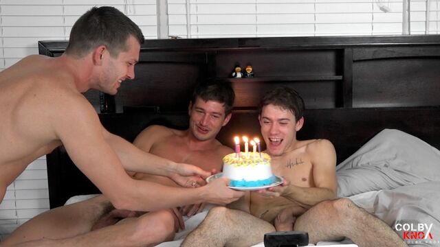 Colby Knox - 3some gape with Zach Taylor, Colby Chambers, Mickey Knox