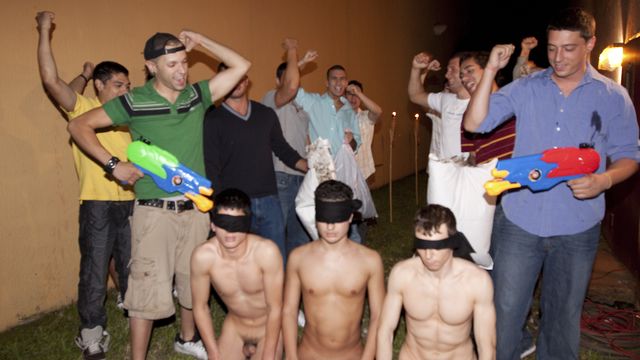 Gay Wire - Revenge fuck scene with two good-looking amateur gays