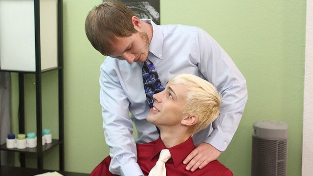 Gay Life Network - Office fuck movie with Patrick Kennedy and Tyler Andrews
