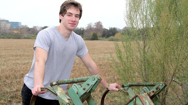 Gay Hoopla - Eric Morning's morning workout ends with a masturbation sesh