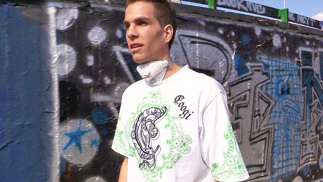 Bigstr - Awesome anal and a huge facial for a good-looking slut