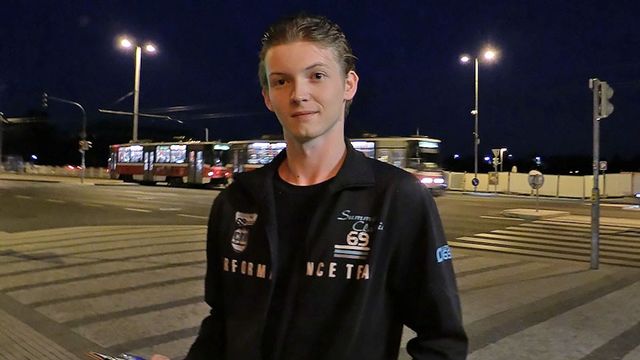 Bigstr - Huge facial for a very fuckable amateur hottie