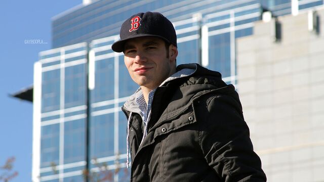 Gay Hoopla - Muscular brunette James Olsen jerking that dick HARD