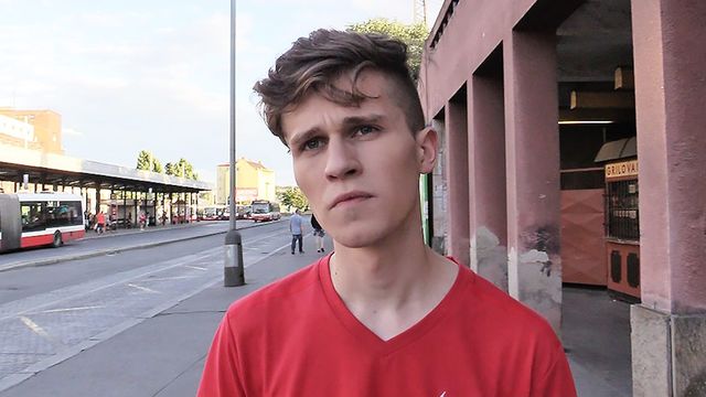 Bigstr - Sporty twink lets him dominate that tight butthole