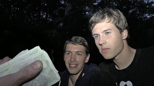 Bigstr - Two gorgeous amateur guys sharing an extra-huge boner