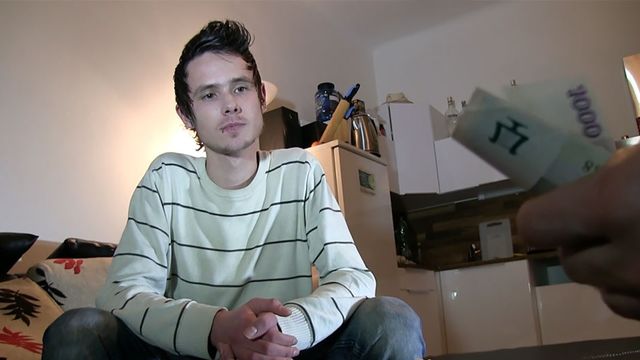 Bigstr - Debt-ridden hottie takes that huge load on  his face