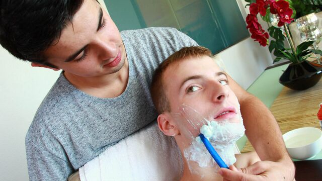 Gay Room - Anal delight with the beautiful Mike Chambers and Calvin Cuffs