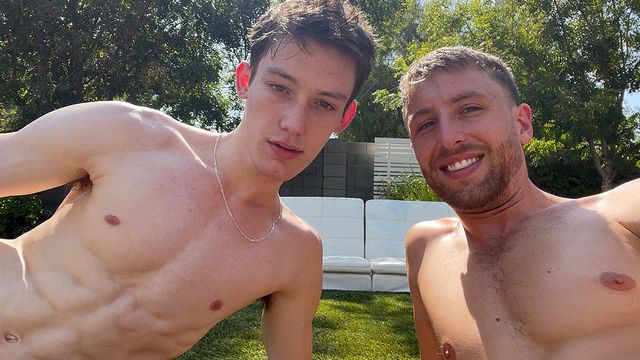 Gay Hoopla - Very lengthy BJ with Kinglsey Kross and Thomas Rosewood