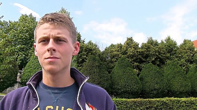 Bigstr - The guy with thick dick is hunting for sexy twinks in Czech Republic