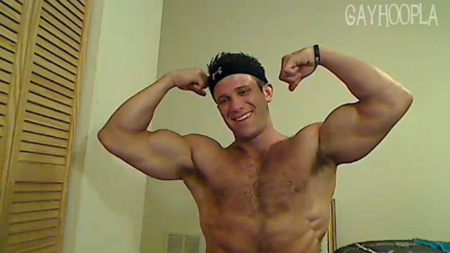 Gay Hoopla - Charismatic Cole Money jerking his sexy penis