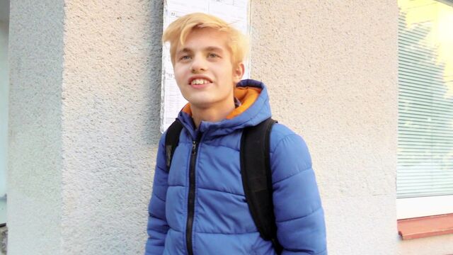 Bigstr - Bleached twink beauty dominated by a beefy fucker