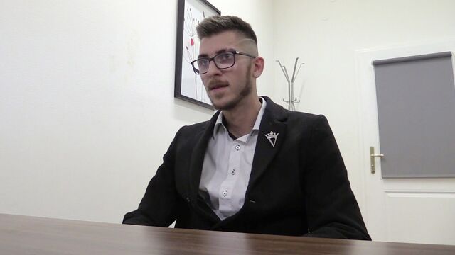 Bigstr - Nerdy and lanky Czech amateur gets fucked in POV