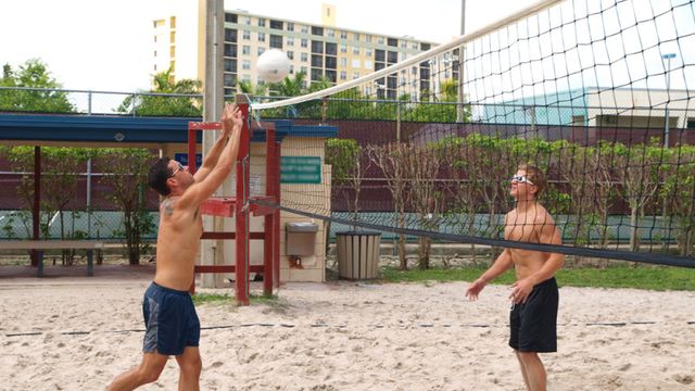 Richard.XXX - Volleyball buddies Jeremy Bilding and Landon Mycles also love anal