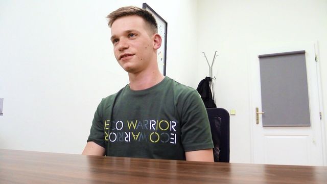 Bigstr - Amateur dude opens his ass for a stranger's big dick