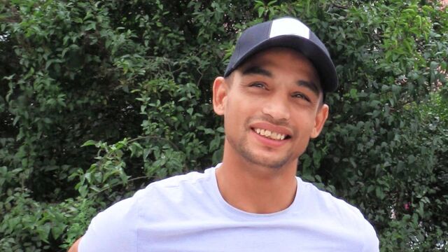 Bigstr - Adorable guy riding that oversized penis right here