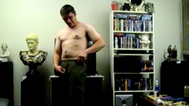 Gay Life Network - Chubby dude named Tony shows off his dadbod