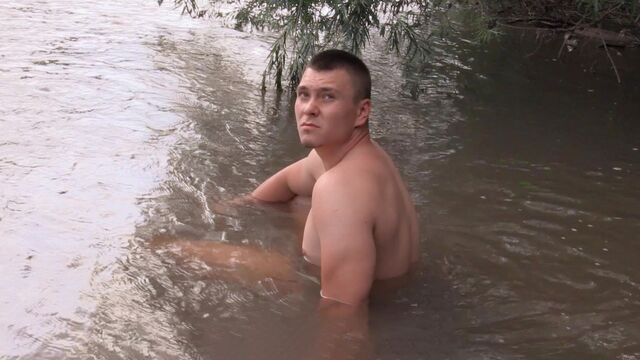 Bigstr - Skinny dipping dude gets his butthole banged outdoors