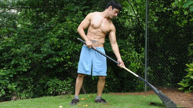 Men.Com - Vance Crawford and Rafael Alencar testing their manliness