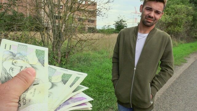 Bigstr - This slutty bottom is not afraid of king-sized penises