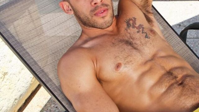 Bigstr - Firm cock of Austin Wilde is going to twitch and spin