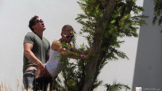 Gay Room - Parking lot pounding with nasty gay hottie Tory Mason