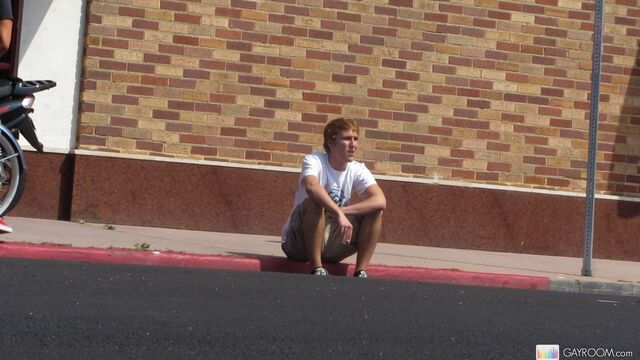 Gay Room - Public facial for an innocent hottie (Kain Lanning)