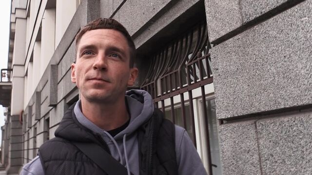 Bigstr - Cute Czech dude over thirty takes it up the bum big time