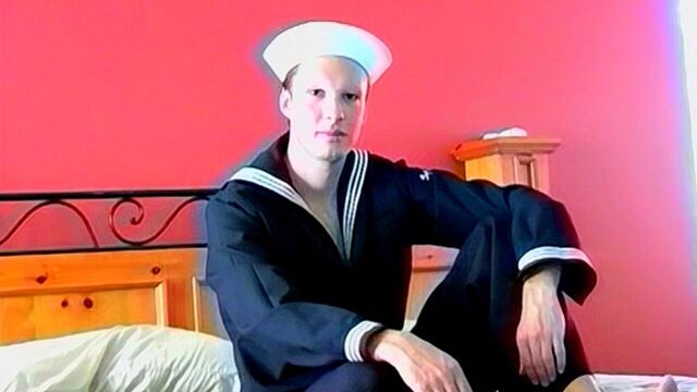 Gay Life Network - Sailor boy gets to enjoy an impromptu blowjob here