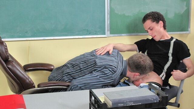 Gay Life Network - Taking the initiative with Phillip Ashton and Tyler Dawsen