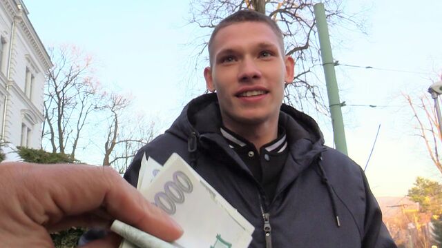 Bigstr - Amateur dude with a round booty getting fucked in POV