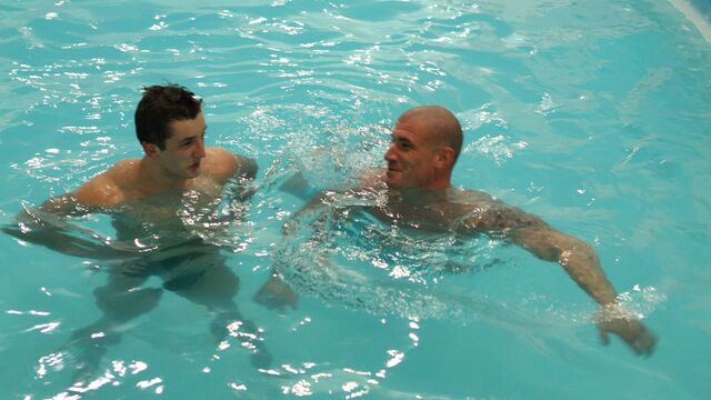 Gay Wire - Max Born and Thomas love spa and hardcore anal sex