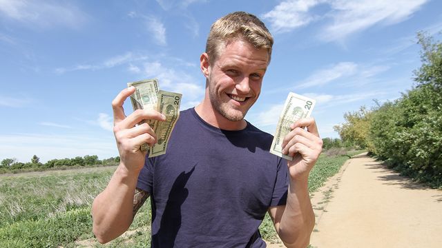 Reality Dudes - Tatted-up straight guy takes a facial after anal