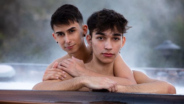 Nextdoor Twink - Twinks Kai Locks and Dylan Matthews fuck like crazy