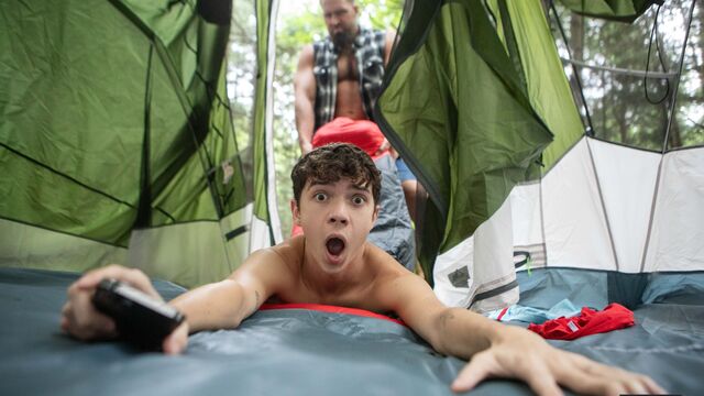 Men.Com - Chuck Conrad bangs Sam Ledger in the woods