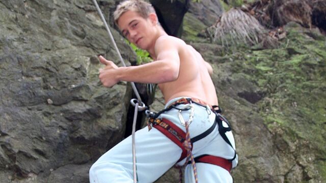 Staxus - Tender scene with horny Jose Manuel and Thomas Dyk