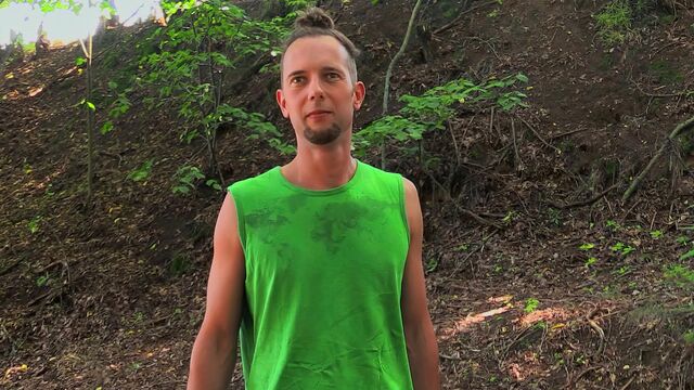 Bigstr - Dude with a sexy voice takes a facial after hard anal